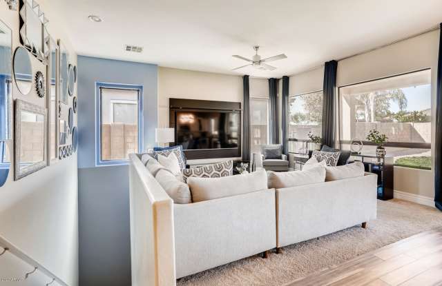 16174 W GLENROSA Avenue Gallery 4
