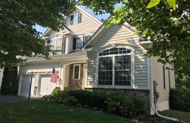 14028 ALBERT WAY - 14028 Albert Way, Linton Hall, VA 20155