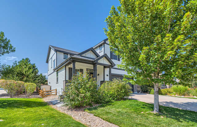 Beautiful 4 Bedroom Home with Stunning Views in Golden photos photos