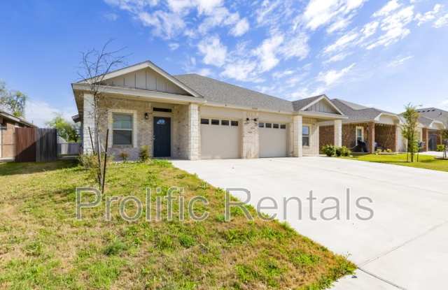 3509 Abraham Drive - B Gallery 2