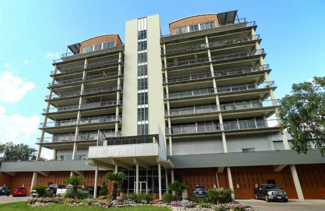 230 West Alabama Apartments photos photos