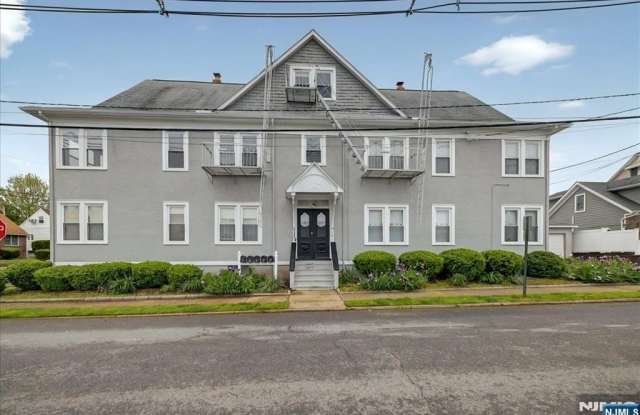 60 Elm Street 5 photos photos