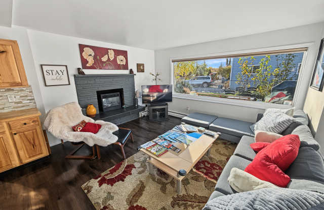 1613 West 15th Avenue - 1 Gallery 1