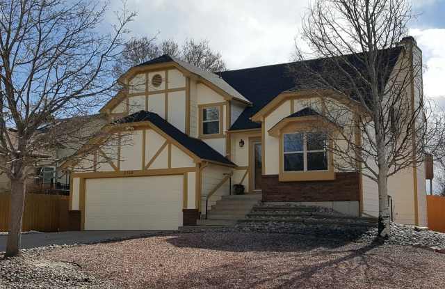 Wonderful 4 bedroom Home in District #20 photos photos
