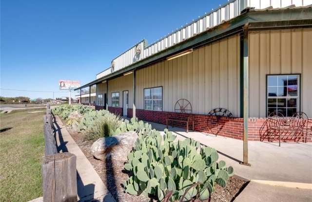 105 Gene Autry Drive - 105 Gene Autry Drive, Tioga, TX 76271