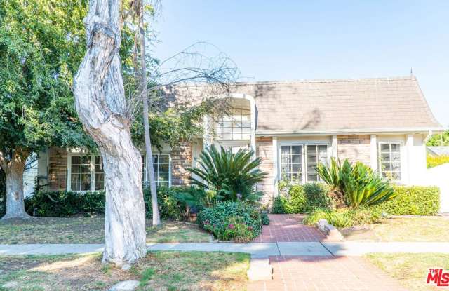 9509 SAWYER Street - 9509 Sawyer Street, Los Angeles, CA 90035