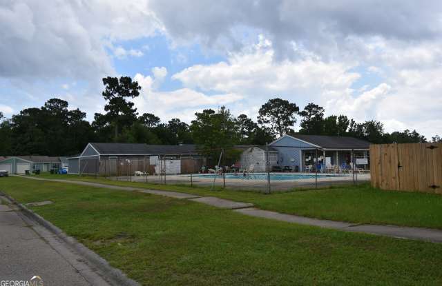 556 Chateau Circle - 556 Chateau Circle, St. Marys, GA 31558