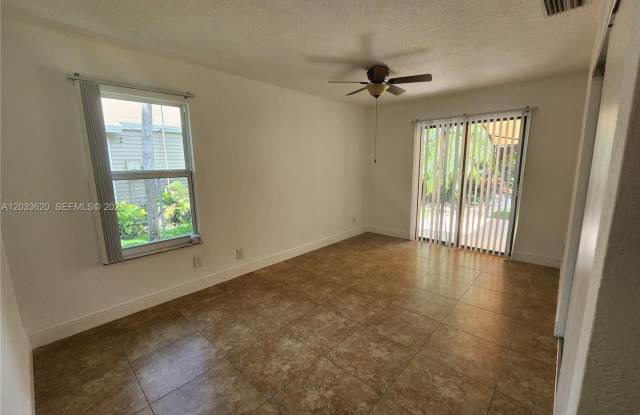 1631 SW 129TH WAY #0 DAVIE, FL 33325 Gallery 4