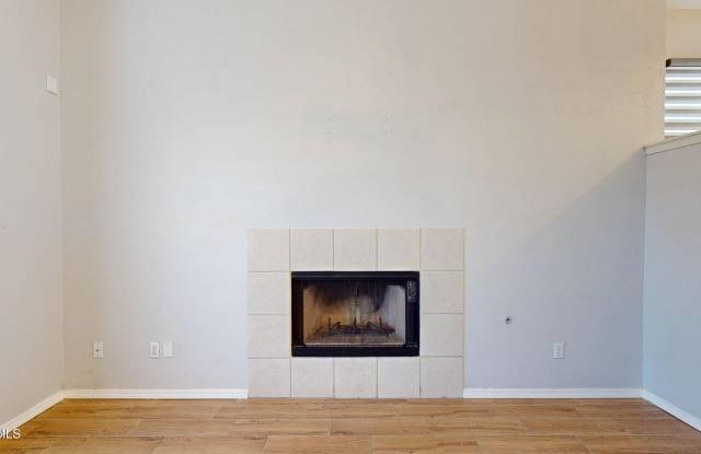 7580 PLAZA TAURINA Drive Gallery 4