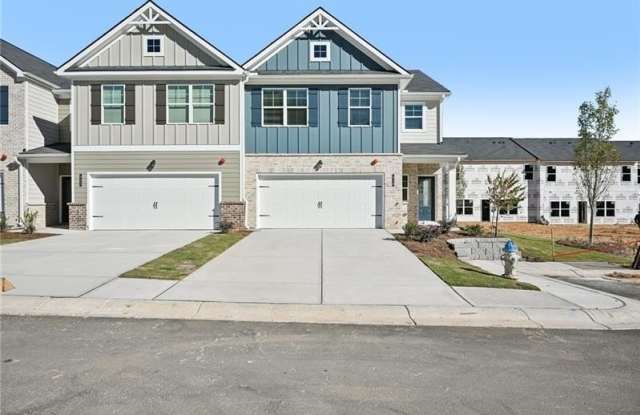 405 Lanier Circle Gallery 1