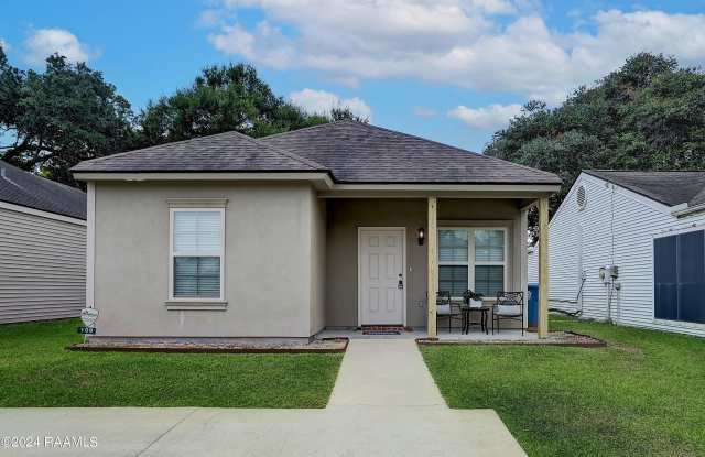 109 Darlene Drive photos photos