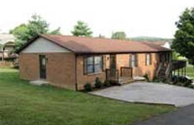 3 Bedroom 2 Bath Duplex photos photos