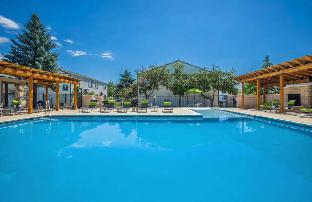 Briar Grove Townhomes Gallery 3