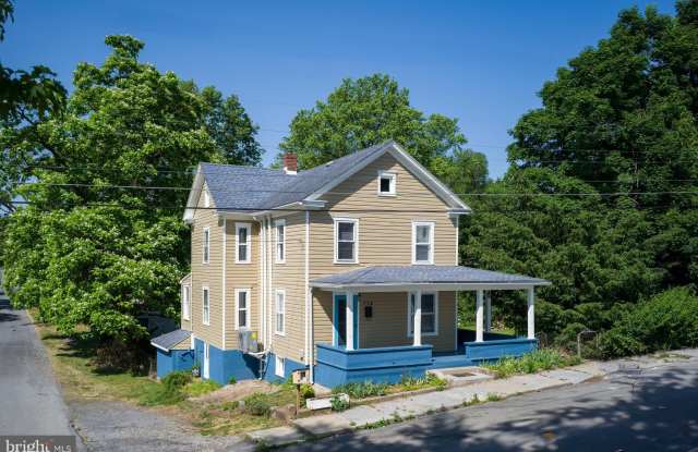 116 HESS AVENUE photos photos
