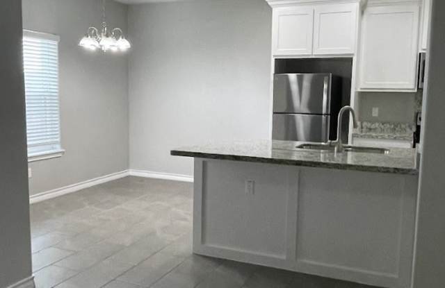 121 Olive Street, Apt A photos photos