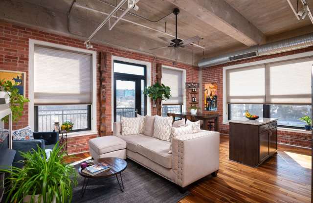 Modern 1-Bedroom Downtown KC Condo with Parking in Western Auto Lofts! - 2029 Grand Boulevard, Kansas City, MO 64108