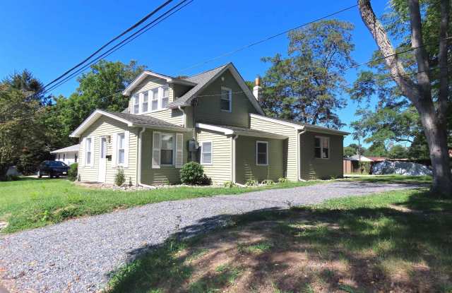 407 Maple Ave photos photos