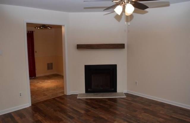 3101 Queen Anne Court Gallery 3