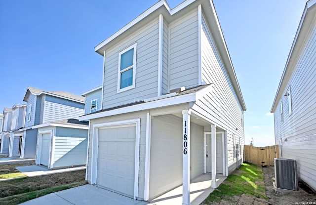 11806 BLUEBELL RDG Gallery 2