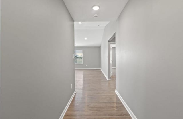 121 Landry Lane Gallery 2