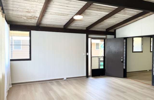Waialae-Kahala Spacious 3 bedroom  Den, 2-bath, Single Family Home $5,000 photos photos