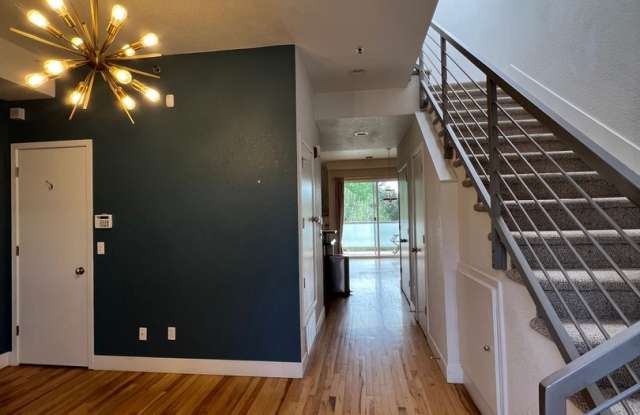 2BD/2.5BA Gorgeous Condo, Tennyson St Denver, CO! Available 9/1/25! photos photos