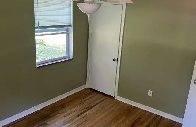 5186 Hardt Road Gallery 1