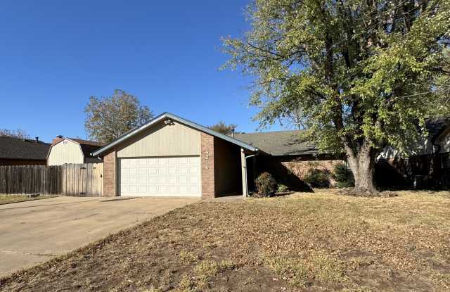 4214 Rose Tree Lane - 4214 Rose Tree Lane, Enid, OK 73703