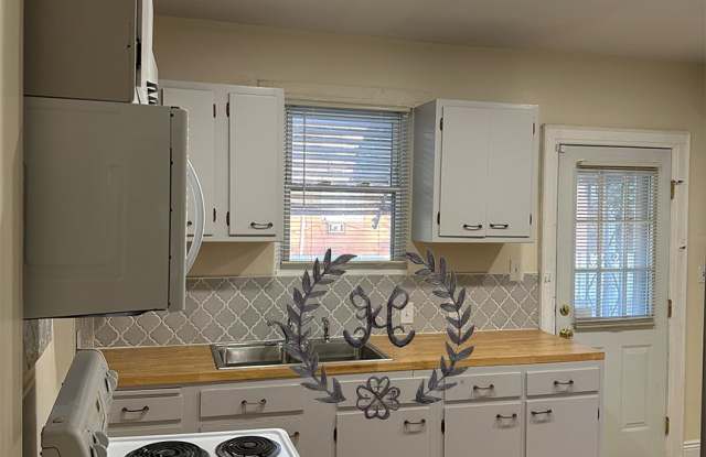 119 Brunson Ave photos photos