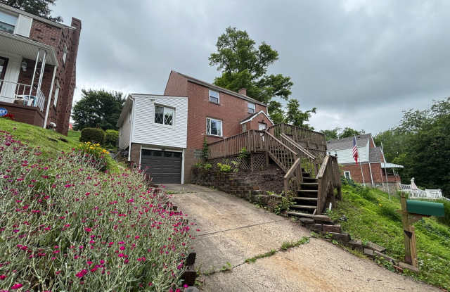 Tired of being a renter and want to own your own home? This is a Lease with Option to Purchase deal (this is NOT a traditional rental). photos photos