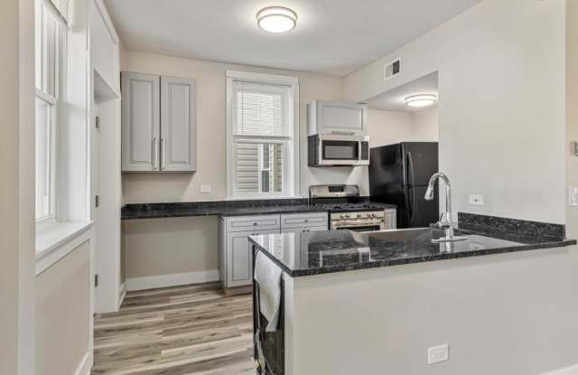 2630 W Division Street, photos photos 2630 W Division Street, photos photos