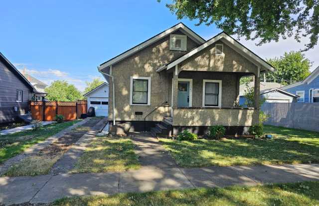 1907 1st Street, La Grande, OR 97850 - 1907 1st Street, La Grande, OR 97850