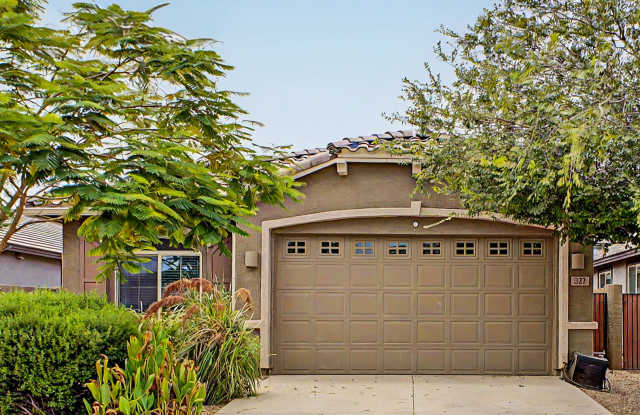 Beautifully updated 4 bed/2 bath home photos photos Beautifully updated 4 bed/2 bath home photos photos
