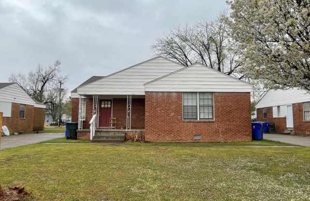 1 Bed 1 Bath Duplex For Lease! photos photos