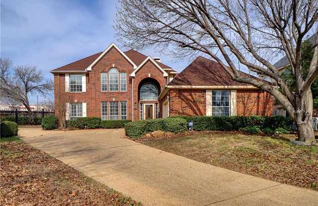 2227 Templeton Drive - 2227 Templeton Drive, Arlington, TX 76006