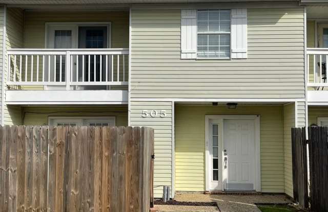 Plaza Village Condominiums photos photos