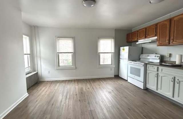 214 MULBERRY Street unit: 3 photos photos