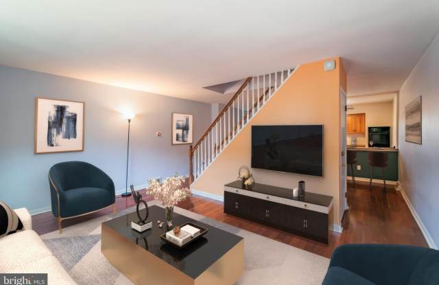 828 HOFFMAN PLACE - 828 Hoffman Place, Philadelphia, PA 19123