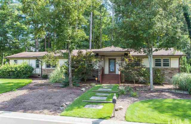 Gorgeous 4 Bedroom Ranch Home, Near Mordecai/Oakwood Neighborhoods, Premium Finishes, Fenced Backyard, Pet Friendly! Gallery 3