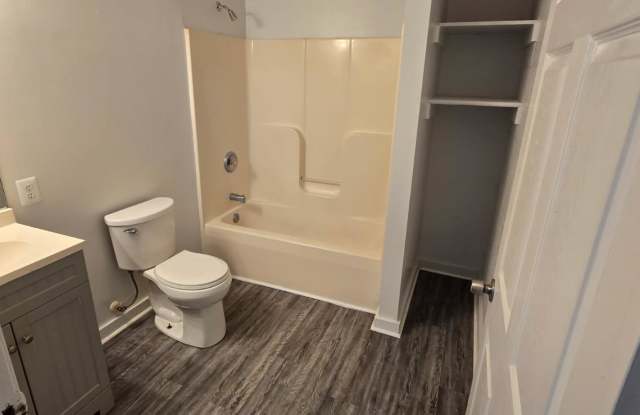 138 Harry Hogan Road photos photos