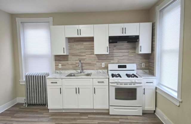 5222 CATHARINE Street unit: 2Nd Fl photos photos