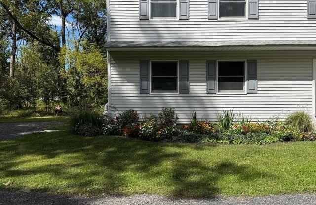 6025 HONEY HOLLOW RD Gallery 2
