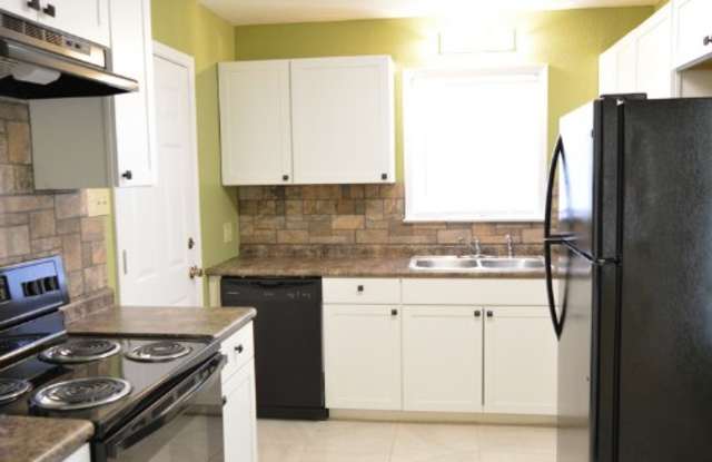 3102 Lawnwood Dr Gallery 4