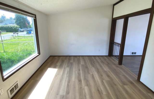 3bd/1 Ba Rambler in Spanaway photos photos