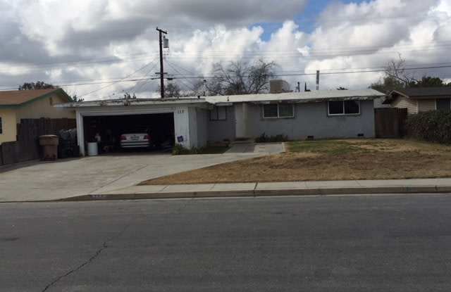 Cute Home Ready For New Tenant In Great Area! Gallery 3
