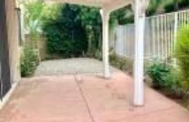 3063 Espana Lane Gallery 2