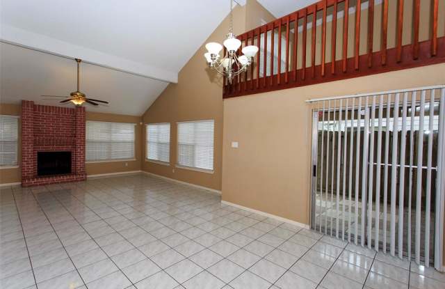12818 Ashford Meadow Drive Gallery 2
