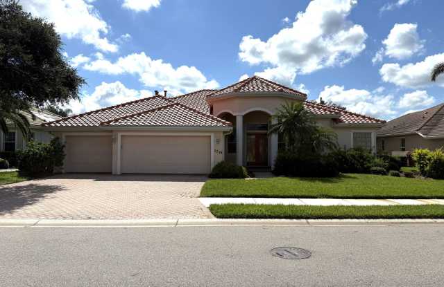 4 Bedroom 3 Bath Single Family Home Laurel Lakes-Barton Farms photos photos