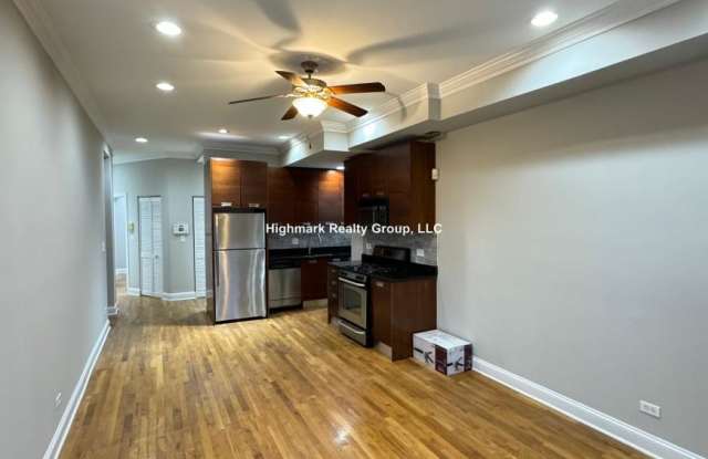 6935 North Oakley Ave. Gallery 4