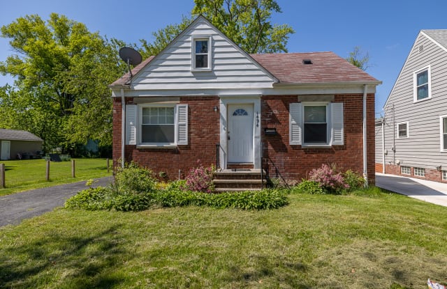 1494 E 196th St - 1494 East 196th Street, Euclid, OH 44117